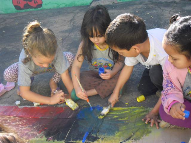 noticia-crianca-feliz