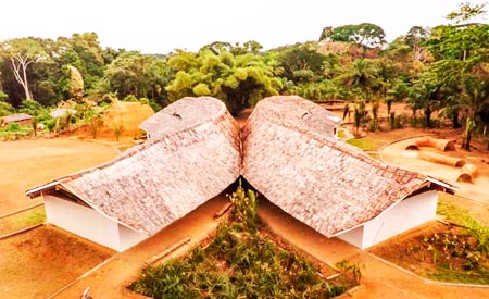 noticia-escola-construida-com-recursos-naturais