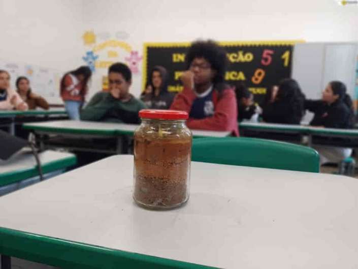 Educação ambiental fortalece laços entre escola e comunidade em Alvinópolis, MG